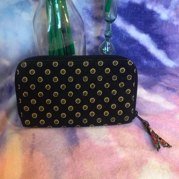 Vera Bradley Wallet - Picture 3 of 13